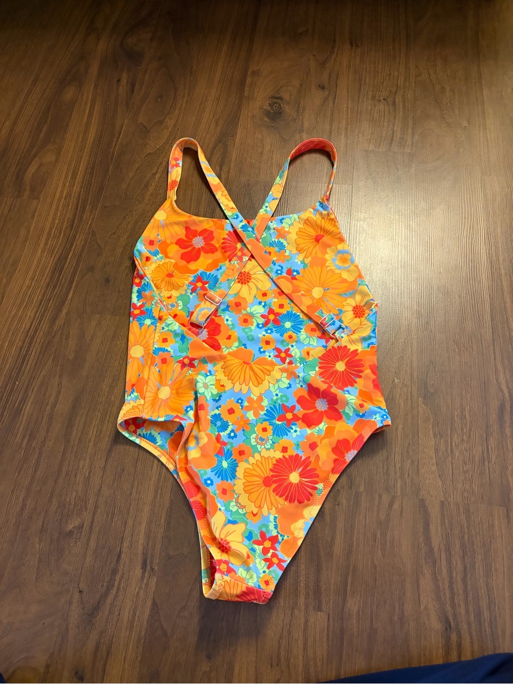 Kulani Kinis One Piece - Picture 2 of 3